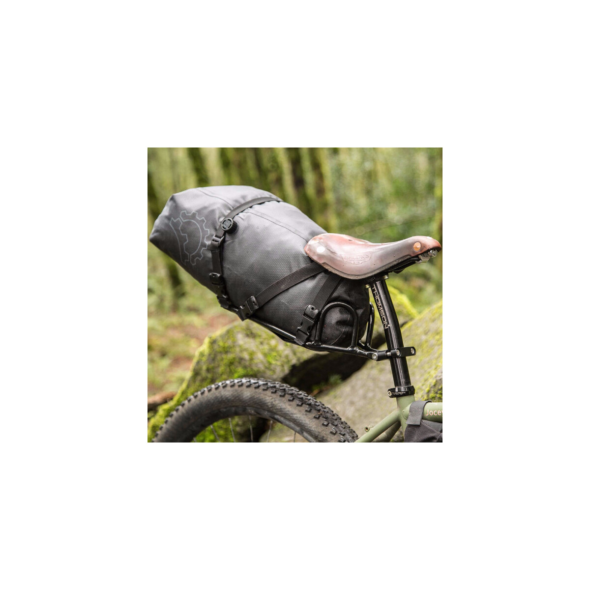 Image of PDW Bindle Seatpost Rack Black
