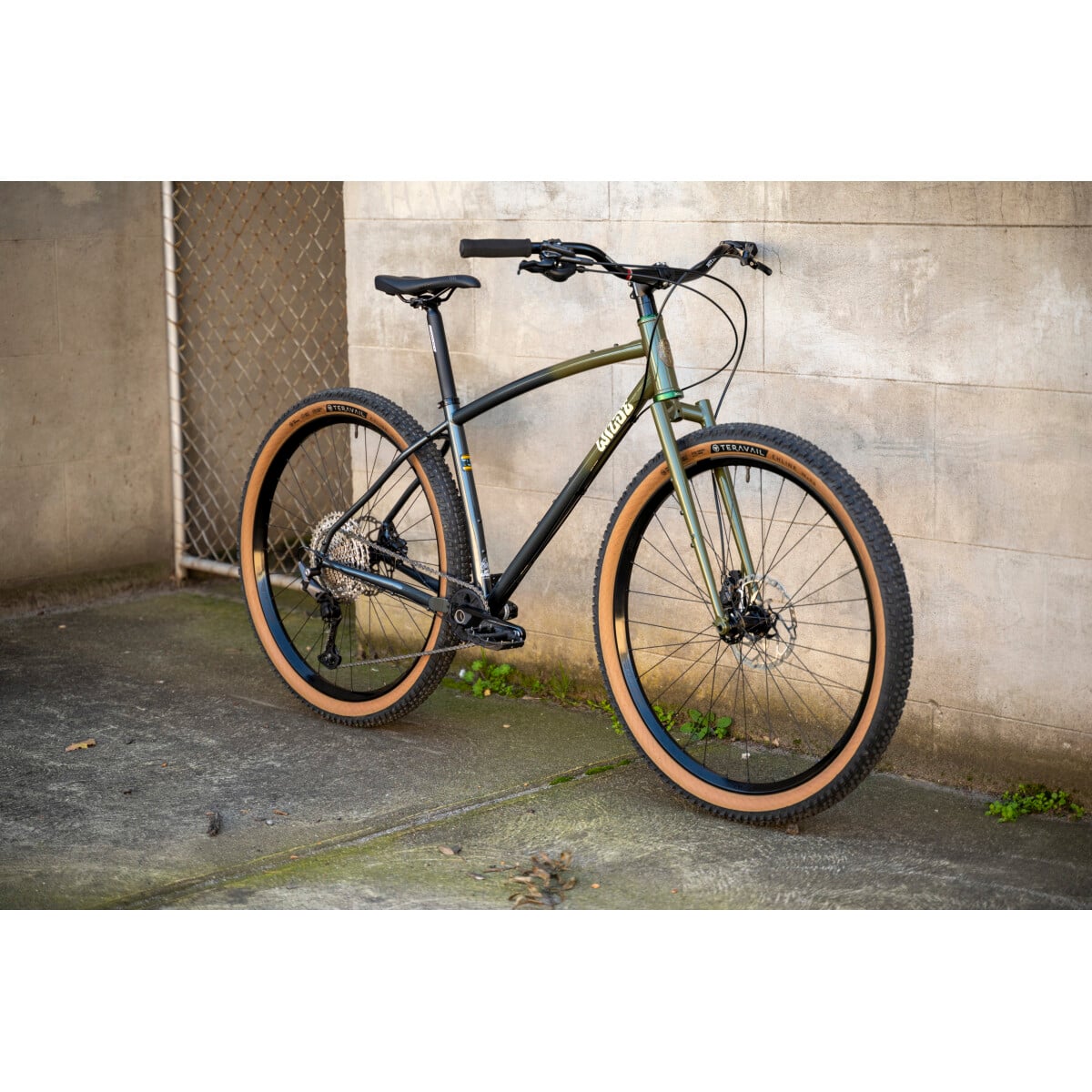 Image of Wilde Supertramp Bike Shimano Deore 11 Speed Build