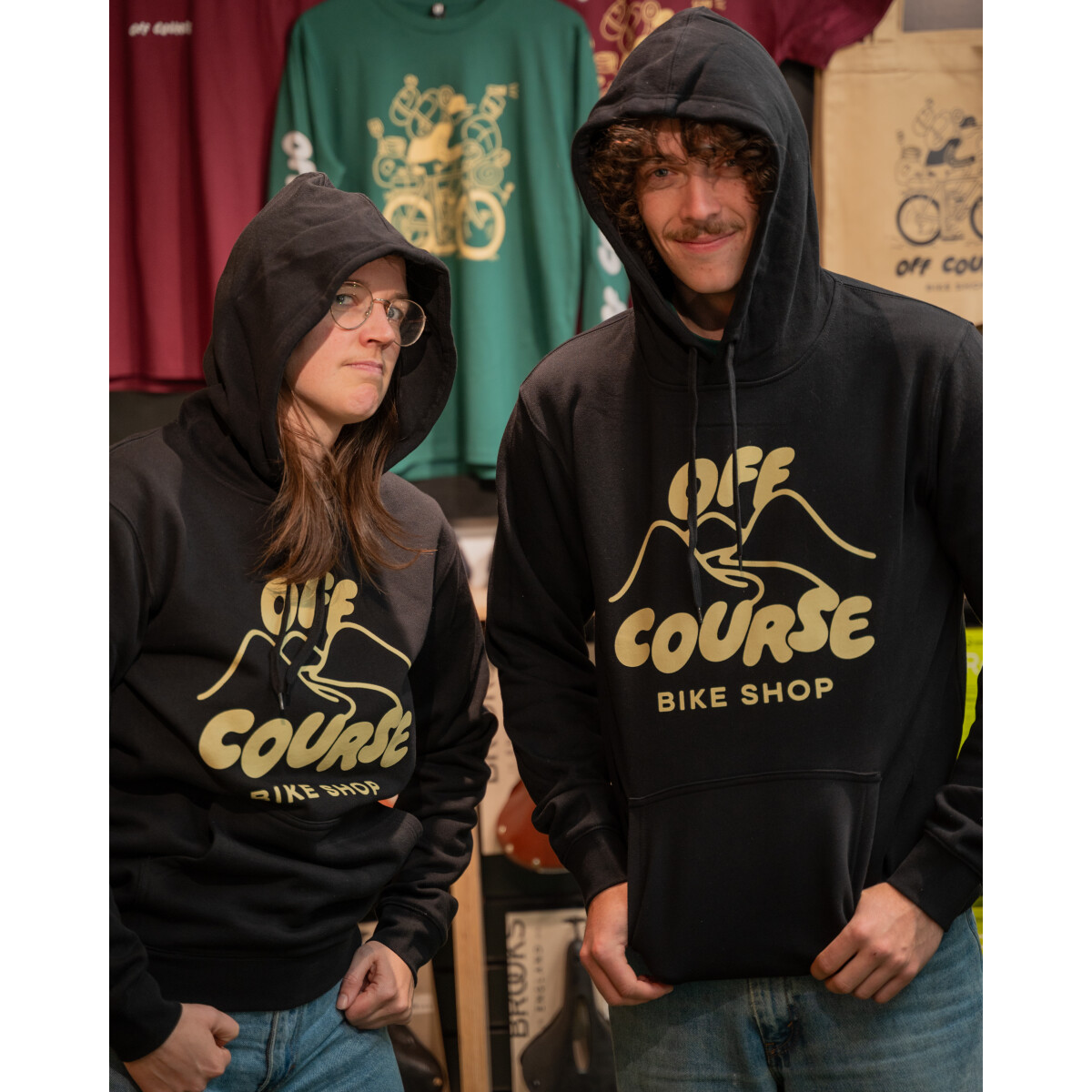 feqzmhhs0mlkolknu7sg.jpg Image of Off Course Mountains Hoodie Black