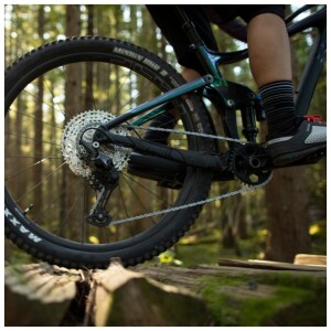 Image of Shimano Deore CN-M6100 HG 12 Speed Chain 126 Links