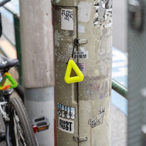 Image of Blue Lug Reflective Larger Triangle - RANDOM Assorted Colours