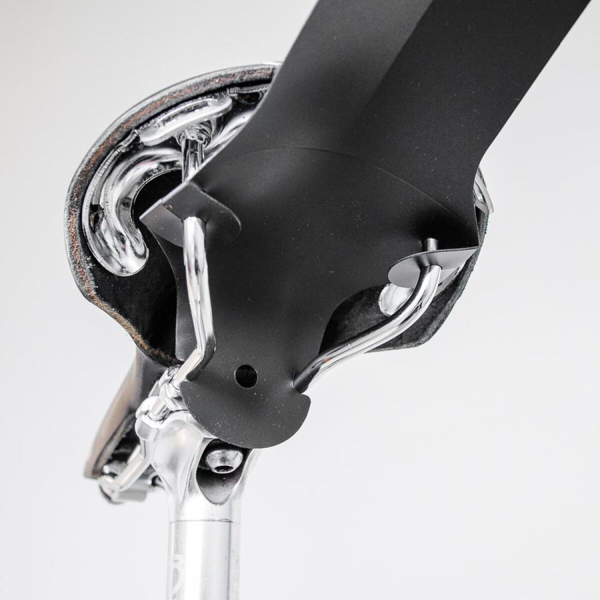 Image of Ass Saver Fender BrookShield Narrow Black