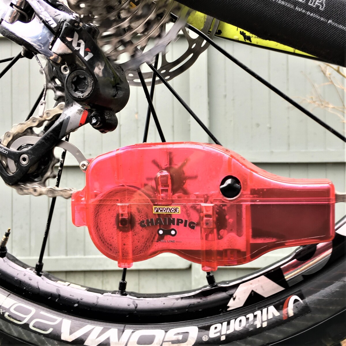 Image of Pedro's Chain Pig II Hands Free Chain Cleaner