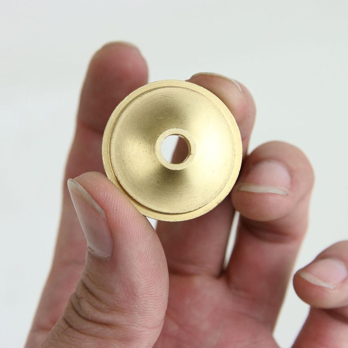 Image of Blue Lug "Select" Brass Stem Top Cap