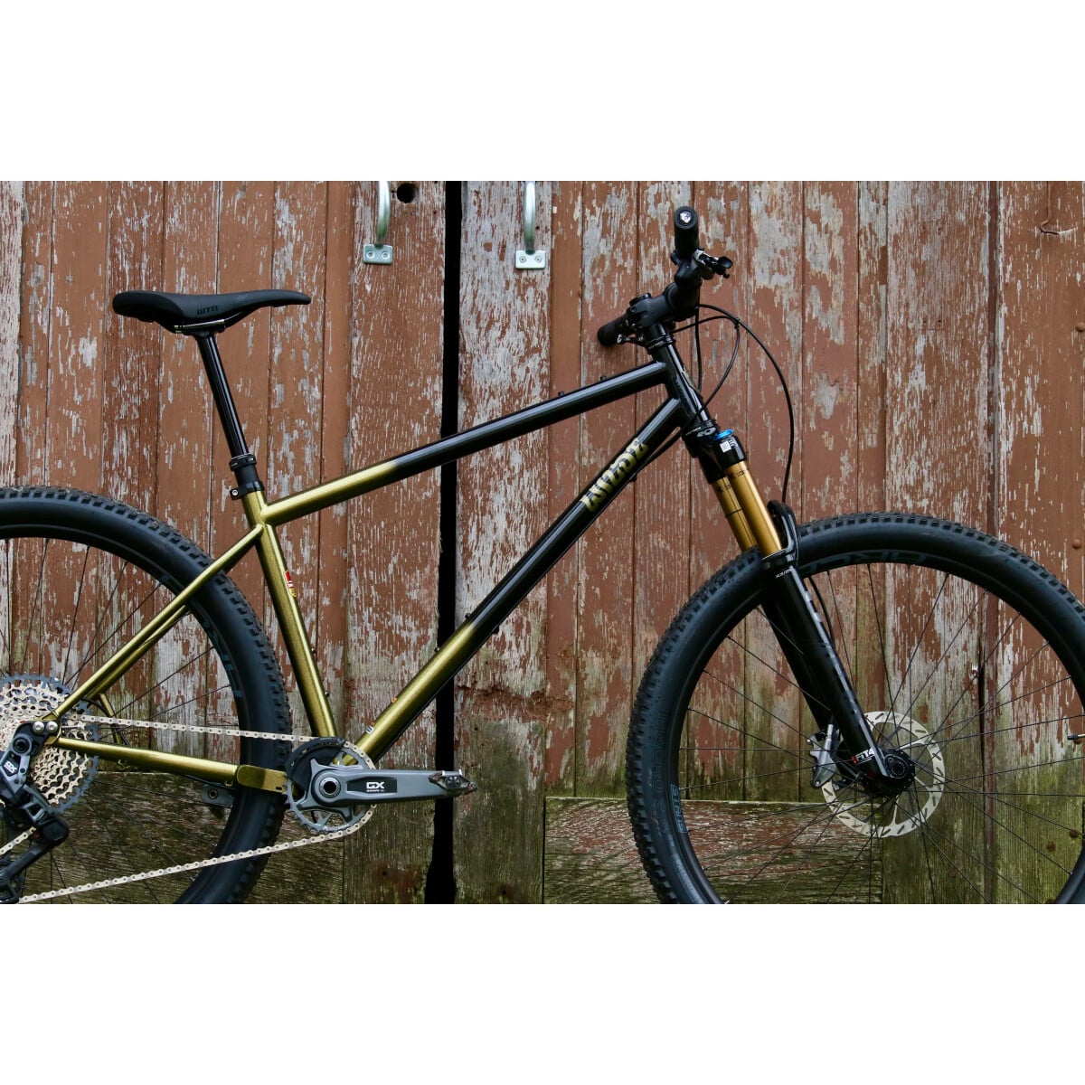Image of Wilde Dark Star Frameset Gold/Sparkle Black