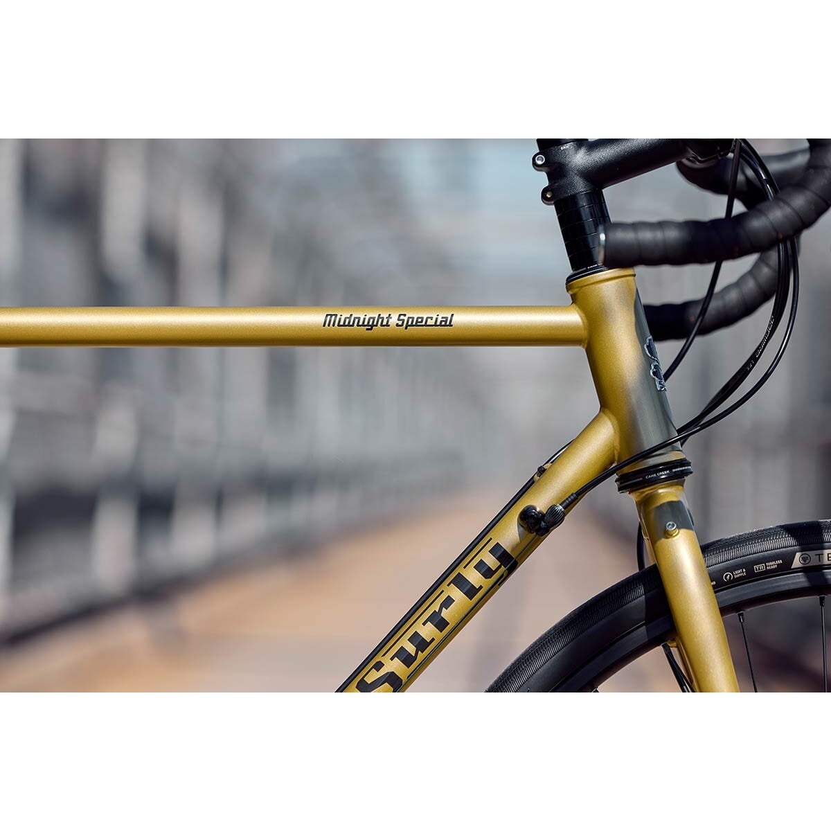 Image of Surly Midnight Special 700c Bike