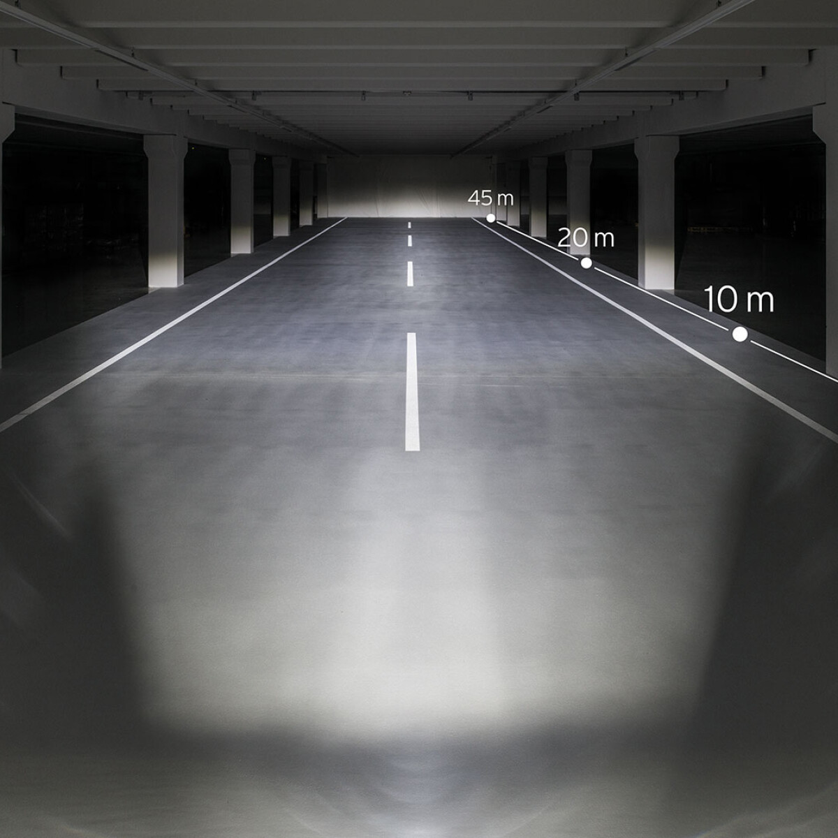 Image of B+M Lumotec IQ Cyo T Premium Senso Plus 80 Lux Black