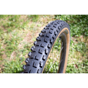 Image of Teravail Kessel Tan Wall 29 x 2.6in Durable