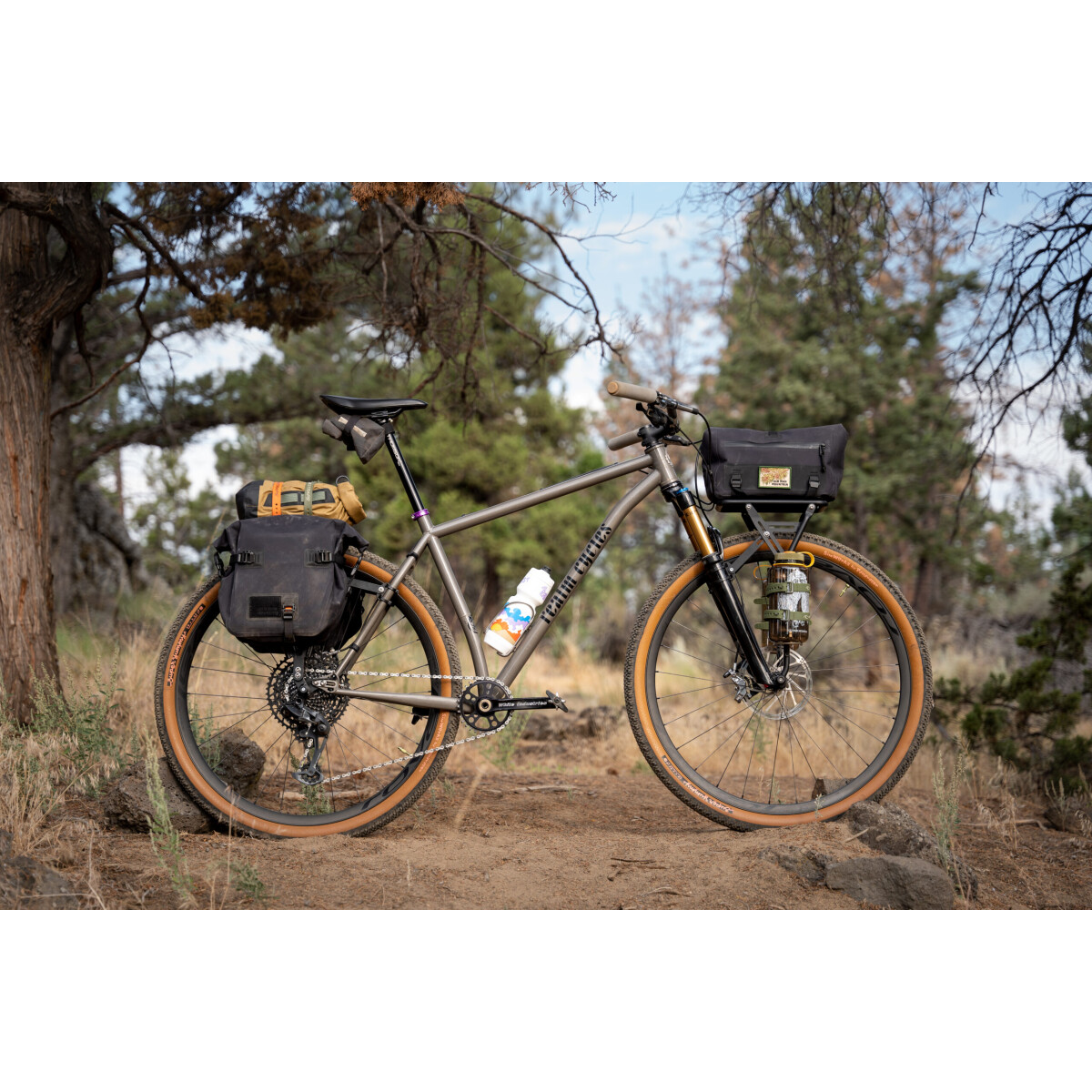 Image of Old Man Mountain Ponderosa Panniers