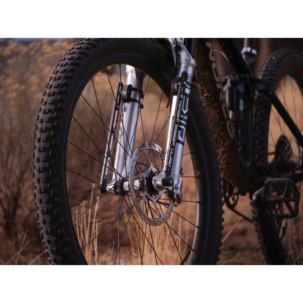 Image of Old Man Mountain Axle Pack