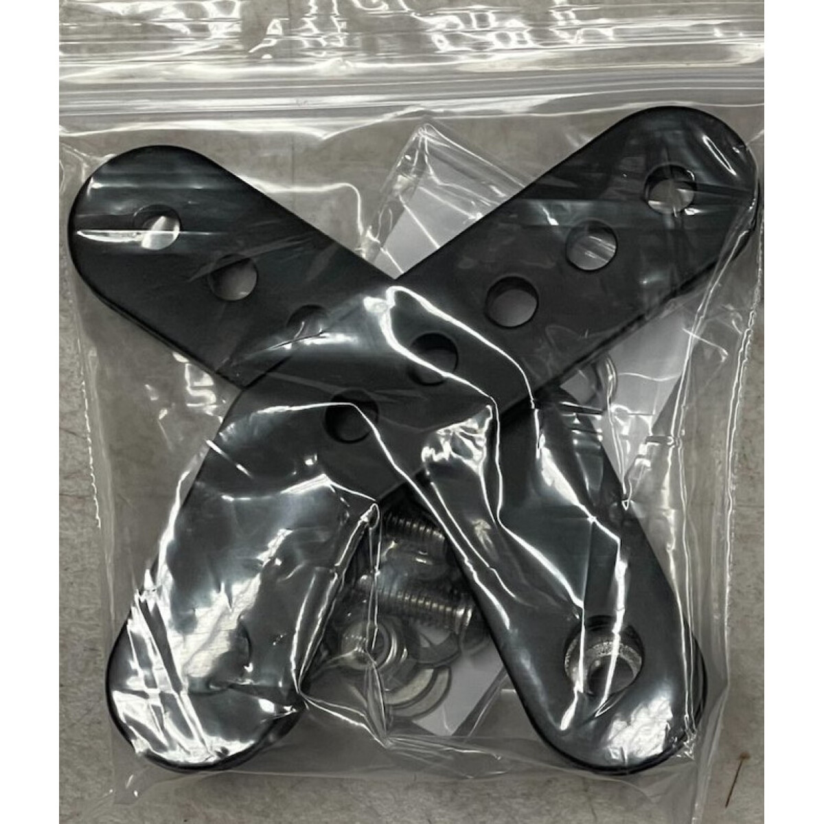 u2sc82aiwiwwcyjoh6hn.jpg Image of Old Man Mountain Divide Replacement Adjustable Dropouts with Hardware DRO100