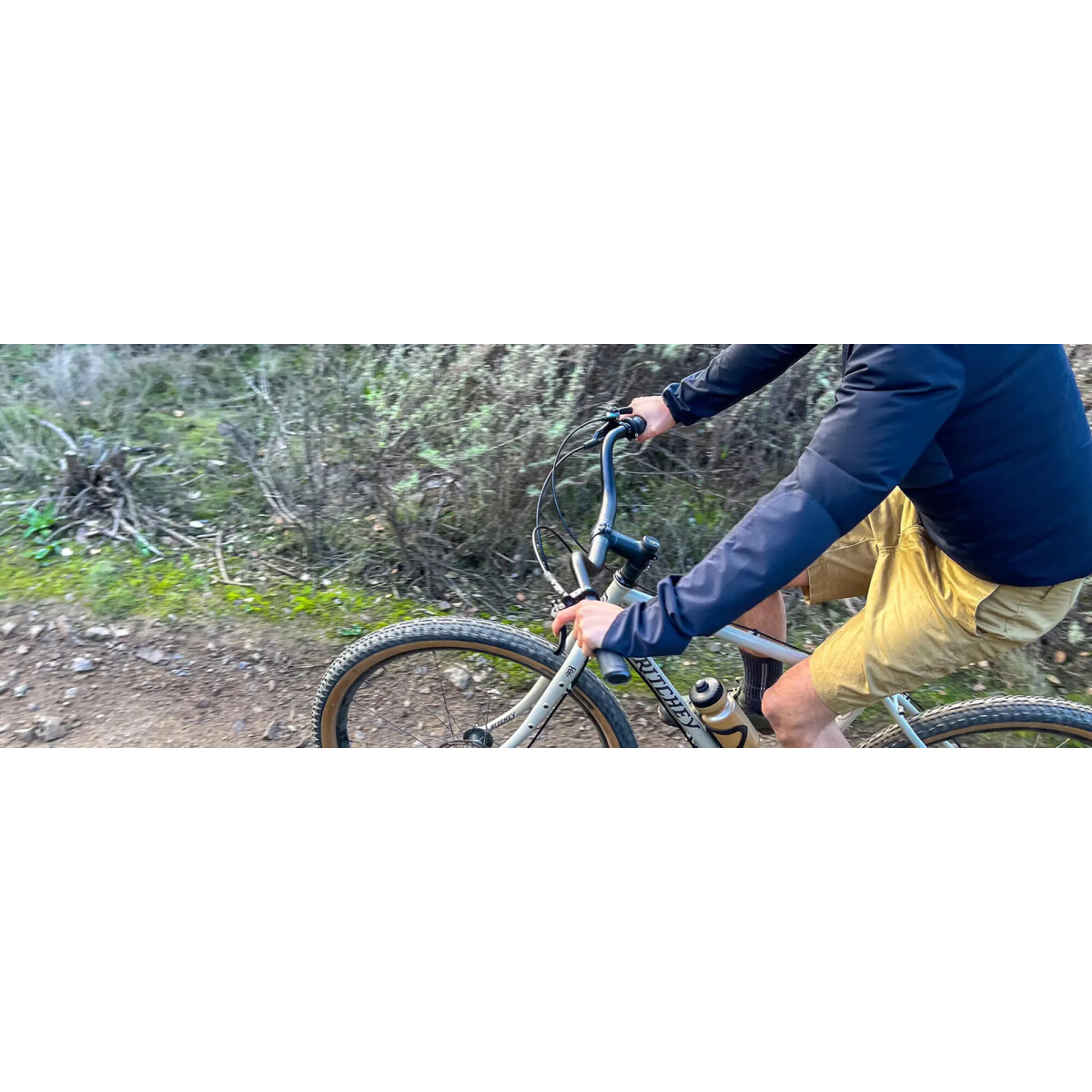 Image of Ritchey Comp Buzzard Bar Black 820mm 70mm Rise