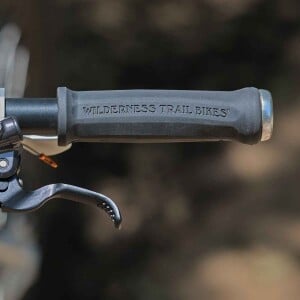 Image of Blue Lug Nitto FW-25 Large Bar Ends