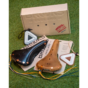 Image of Blue Lug x Brooks BL17 Saddle with Leather Reflector