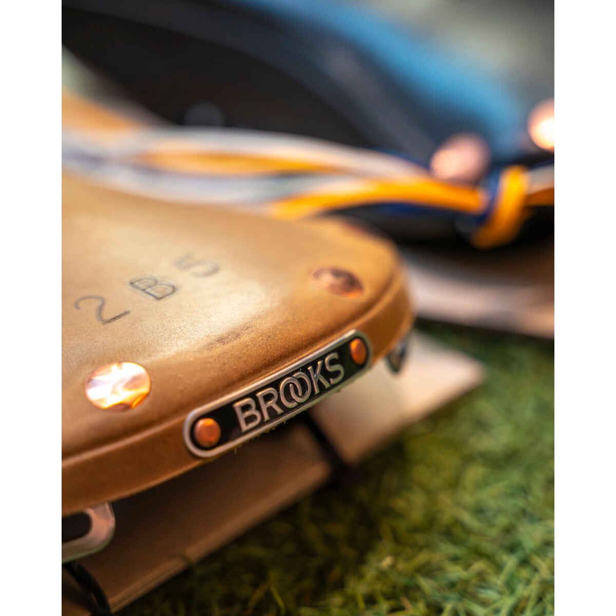 Image of Blue Lug x Brooks BL17 Saddle with Leather Reflector