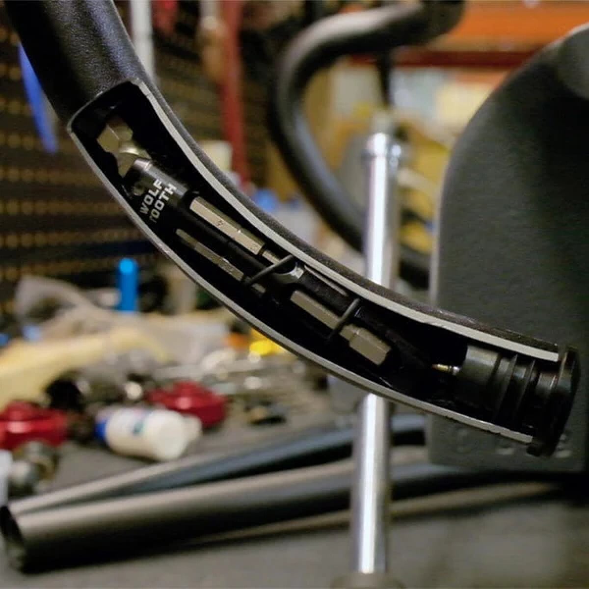 Image of Wolf Tooth EnCase System Bar Kit One