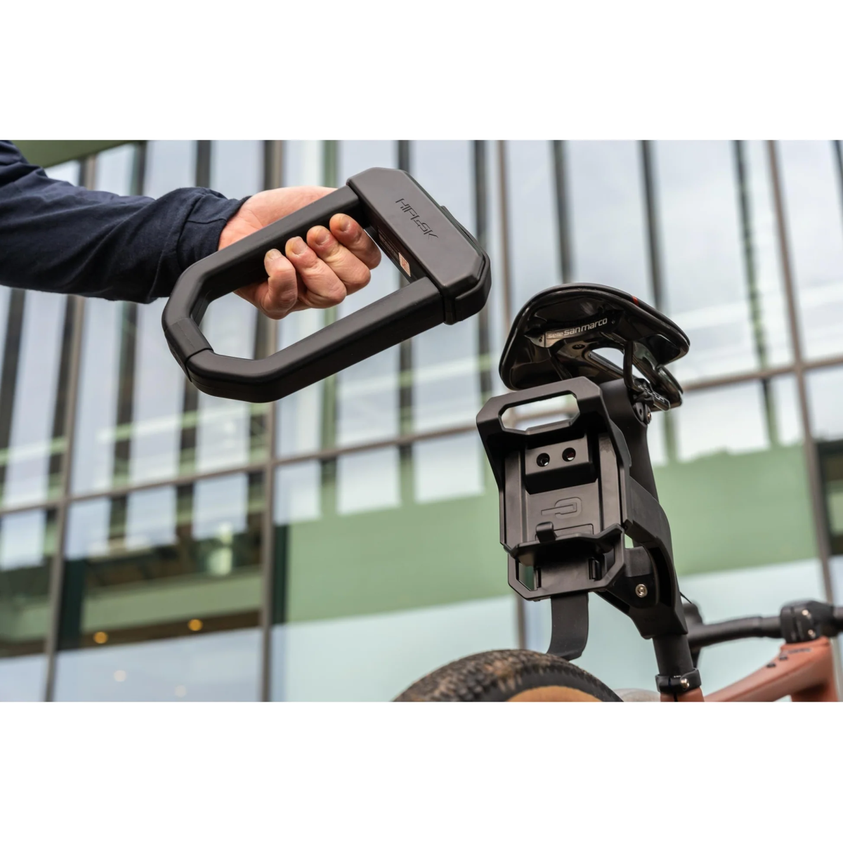 Image of Hiplok BR1000 Bracket (Suits 1000 Series Locks) Black