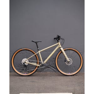 Image of Hudski Dualist