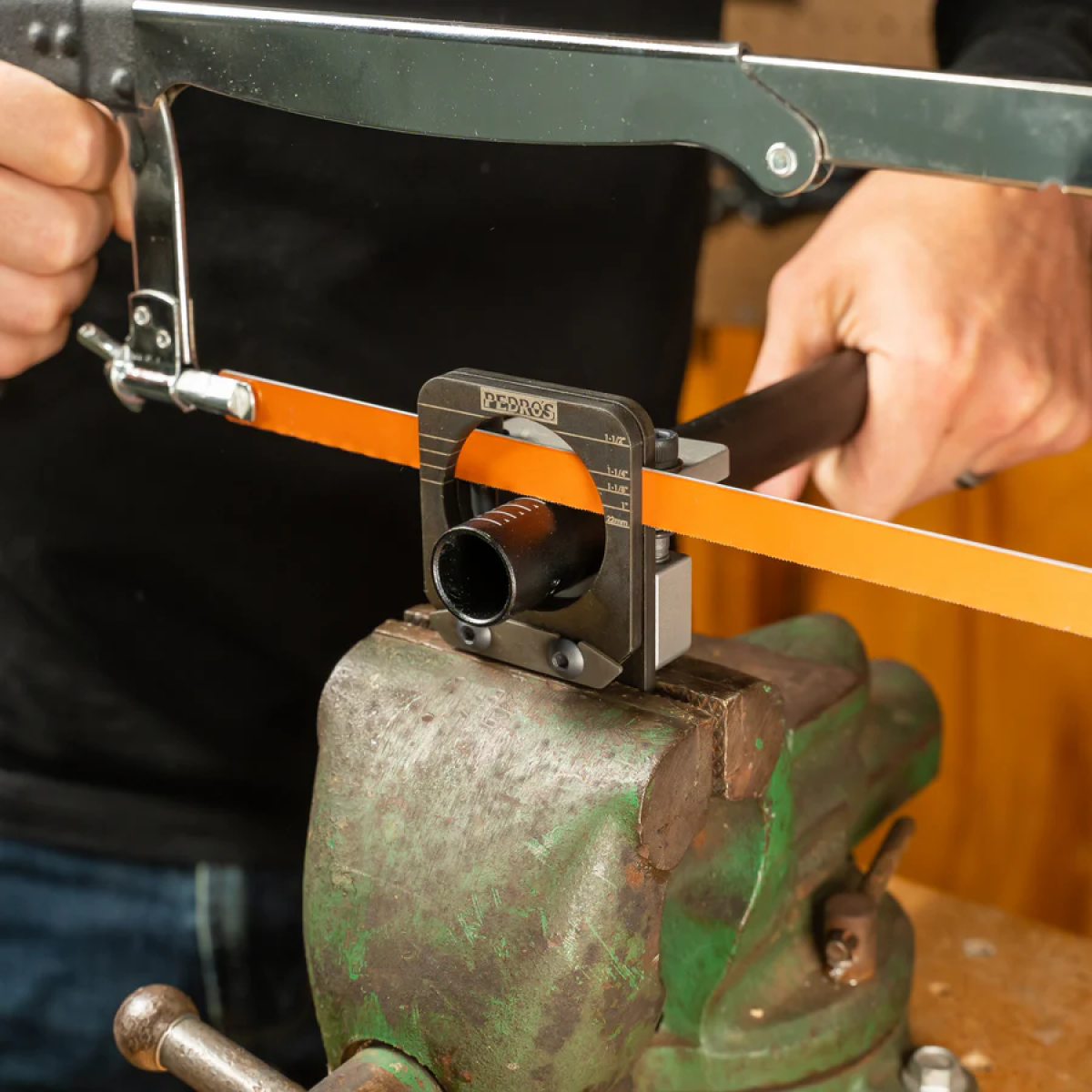 Image of Pedro's Pro Saw Guide