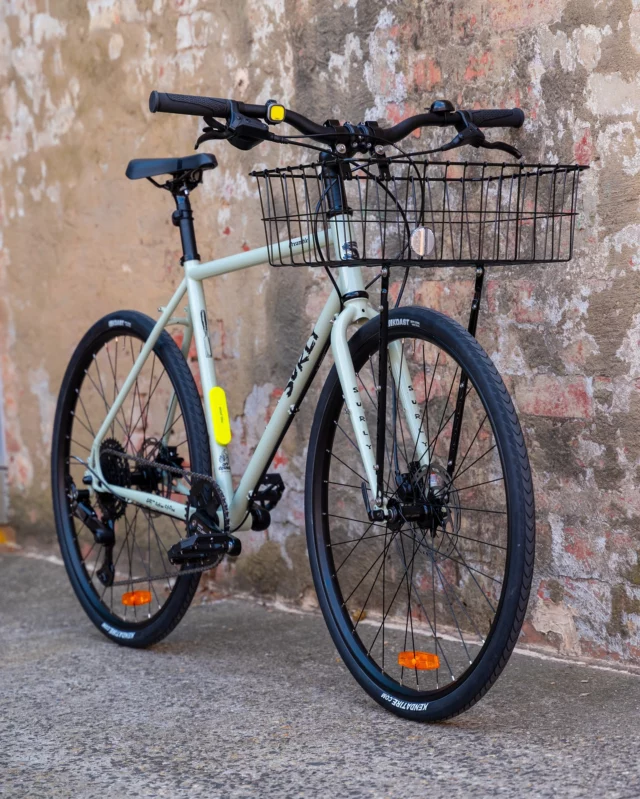 ✨Audrey’s the lucky winner of the @surlybikes Preamble from the @fyxo “Melburn Roobaix” Early Bird event draw!✨

We’re beyond stoked to see this awesome new ride go to a youngster, it’ll give Audrey the perfect mode of transport for school commutes and exploring around town 🗺️ 

Equipped with a Wald 137 Basket to carry daily gear it’s also sporting some great gear from our friends at @knog!

The front and rear @knog “Blinder Mini” lights will ensure Audrey is seen and the “Scout” Bike Alarm & Finder provides added safety with an alarm and tracking capability.

Thanks to @surlyoz, @surlybikes, @scvimports, @knog & @fyxo for making this all possible.

Enjoy your amazing new bike, Audrey!✌️

#surlybikes #surlypreamble #surlymakeityourown #knog #knogscout #knogblinder #melburnroobaix