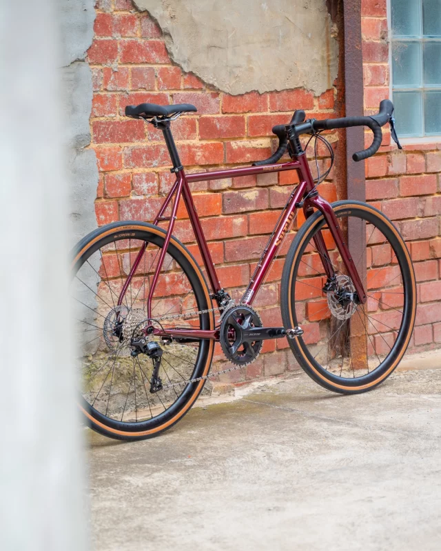 The @surlybikes Midnight Special is back with an all-road refresh in black cherry fizz and speedier than ever!🔥

Updates of a carbon @salsacycles Waxwing fork along with @teravail Circos carbon hoops laced to @dtswiss 350 hubs. With shifting, stopping and drivetrain care of the ever dependable @rideshimano 105 groupset✨

We’re stoked on this refresh and have stock ready to go, get in touch! 

@surlybikes 
@surlyoz 
@rideshimano
@shimanoaustralia 
@teravail 
@salsacycles 
@dtswiss 
@dtswiss_distributor_aus 

#surlybikes #surlymidnightspecial